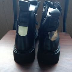 新品 22cm レディース ブーツ ブラック 厚底 シューズ サイドゴア 識別番号:【B214-S】の画像