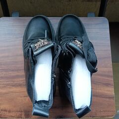 新品 22cm レディース ブーツ ブラック 厚底 シューズ サイドゴア 識別番号:【B214-S】の画像