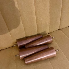 マスタードイエロー　2人掛けソファ
の画像