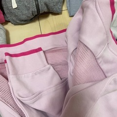 スポーツウェア　パーカー　ジャンパー　ナイキ　adidasの画像