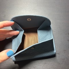 牛皮財布の画像