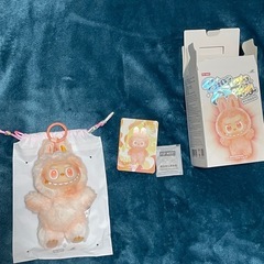 POP MART Labubu Big into Energy 【Happiness】 箱付き🧡 の画像