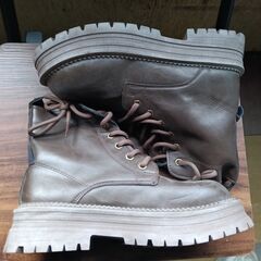 新品 23cm レディース ブーツ ブラウン 厚底 シューズ サイドゴア 識別番号:【B216-S】の画像