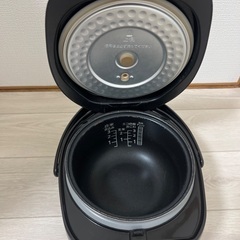 炊飯器の画像