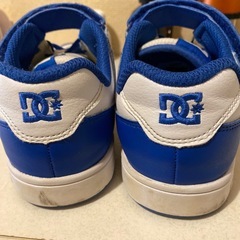 DCスニーカー23センチの画像