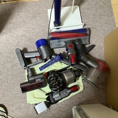 稼働品　ダイソン　V7 バッテリー消耗ありの画像