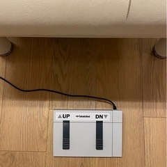 電動昇降式　高田ベッド　施術ベッド　カイロベッド　　　の画像