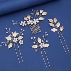 ヘアアクセサリーの画像