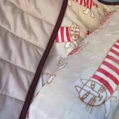 LISA LARSON リサラーソン　未使用　あったかごろねマット＋枕　電気マットの画像