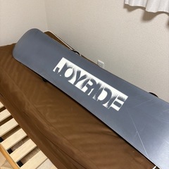 スノーボードビンディングセットの画像