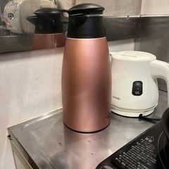 急速ケトル、保温ポットの画像