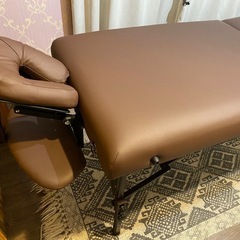 ✳︎締切ました✳︎【無料】エステ、マッサージベッド◆リクライニング式折り畳みベッド◆ブラウンの画像