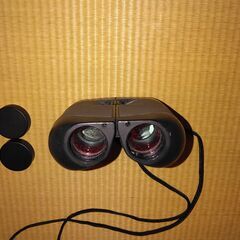 双眼鏡の画像