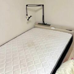 【無料】快適なセミダブル(120cm)のスプリングマットレス ※電気ケトルのおまけ付きの画像