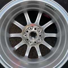 スタットレスタイヤ　ホイルセットの画像