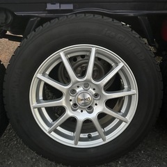 スタットレスタイヤ　ホイルセットの画像