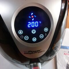 ◍ノンフライヤー（Powerマジックフライヤー）🔵液晶タッチパネル（温度、時間確認済）高さ約３３cm、ティッシュとメジャー比較用です◍未使用保管品、説明書とレシピ付き。◍特に目立ちませんが保管による極小傷は有り）投稿にあたり電源と熱くなるのを確認済、画像の物のみ、★お手数をおかけしますプロフィール必読ですの画像