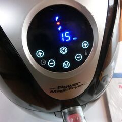 ◍ノンフライヤー（Powerマジックフライヤー）🔵液晶タッチパネル（温度、時間確認済）高さ約３３cm、ティッシュとメジャー比較用です◍未使用保管品、説明書とレシピ付き。◍特に目立ちませんが保管による極小傷は有り）投稿にあたり電源と熱くなるのを確認済、画像の物のみ、★お手数をおかけしますプロフィール必読ですの画像