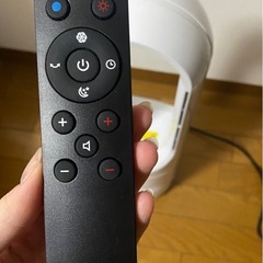 電気ストーブ セラミックヒーター 温風・送風 ホワイトの画像
