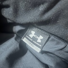 アンダーアーマー　ベンチコートの画像