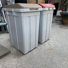 分別用ゴミ箱フタ付き、中古2個の画像