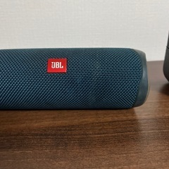 JBL FLIP5 ワイヤレススピーカー　ブルー　ネイビー　Bluetoothの画像