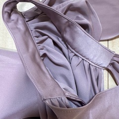 ホルターネックワンピースの画像