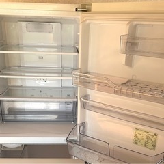 AQUA中型冷蔵庫/3ドア/右開き/272L /AQR-27G/2018年製の画像