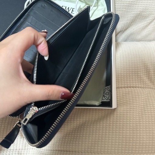 LOEWE 長財布 パズルステッチオープンウォレット