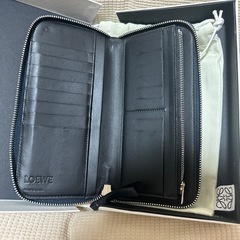 LOEWE 長財布 パズルステッチオープンウォレットの画像
