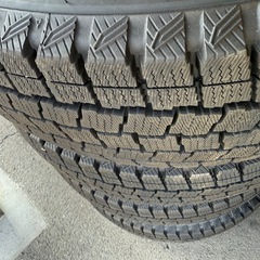 スタッドレスタイヤ　アルミホイールセット　ハイエース用　バリ山！の画像