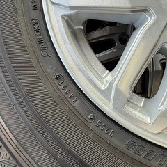 スタッドレスタイヤ　アルミホイールセット　ハイエース用　バリ山！の画像