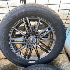 ヴェゼル　スタッドレスタイヤの画像