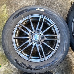 ヴェゼル　スタッドレスタイヤの画像