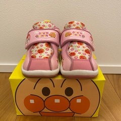 14.0 スニーカーの画像