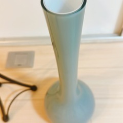 【おしゃれインテリアに🌿】花瓶＆スタンドセット／ガラス製・三脚スタンド花器✨ の画像