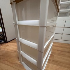 4段衣袋ケースの画像