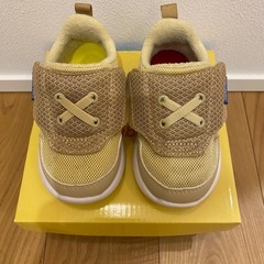 13.0 キッズシューズの画像