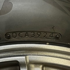 スタッドレスタイヤ17インチ(ホイ-ル付き) の画像