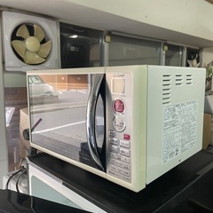 配送可能　保証付き SHARP RE-180KS-W 15L オーブンレンジ ヘルツフリの画像