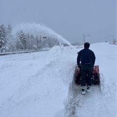 HONDA ハイブリッド　除雪機　13馬力の画像