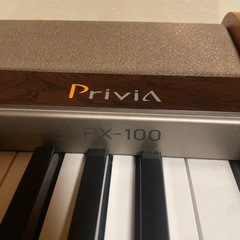 電子ピアノ　CASIO Priviaの画像