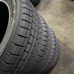 ハイエース用　新品未使用　スタッドレスタイヤ　アルミホイールセット
の画像