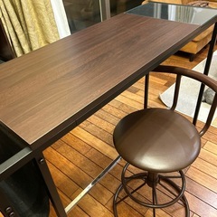 カウンターテーブルの画像