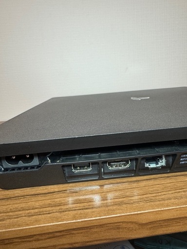 【完品】PlayStation 4 CUH-2200B 1TB おまけソフト付き