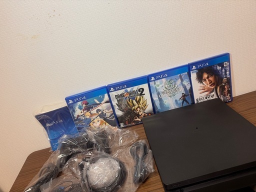 【完品】PlayStation 4 CUH-2200B 1TB おまけソフト付き