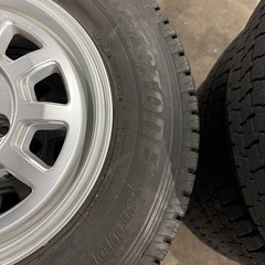 タウンエースライトエースボンゴ用　スタッドレスタイヤ　アルミホイールセット　バリ山！の画像