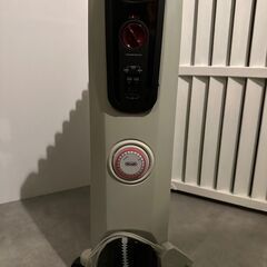 【美品】デロンギ オイルヒーター H771015EFSN-BKの画像