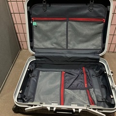 レジェンドウォーカー🔴大型スーツケース70.45.30.の画像