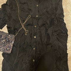 【3点セット！】ビーズバック、パンプス、ブラウスの画像